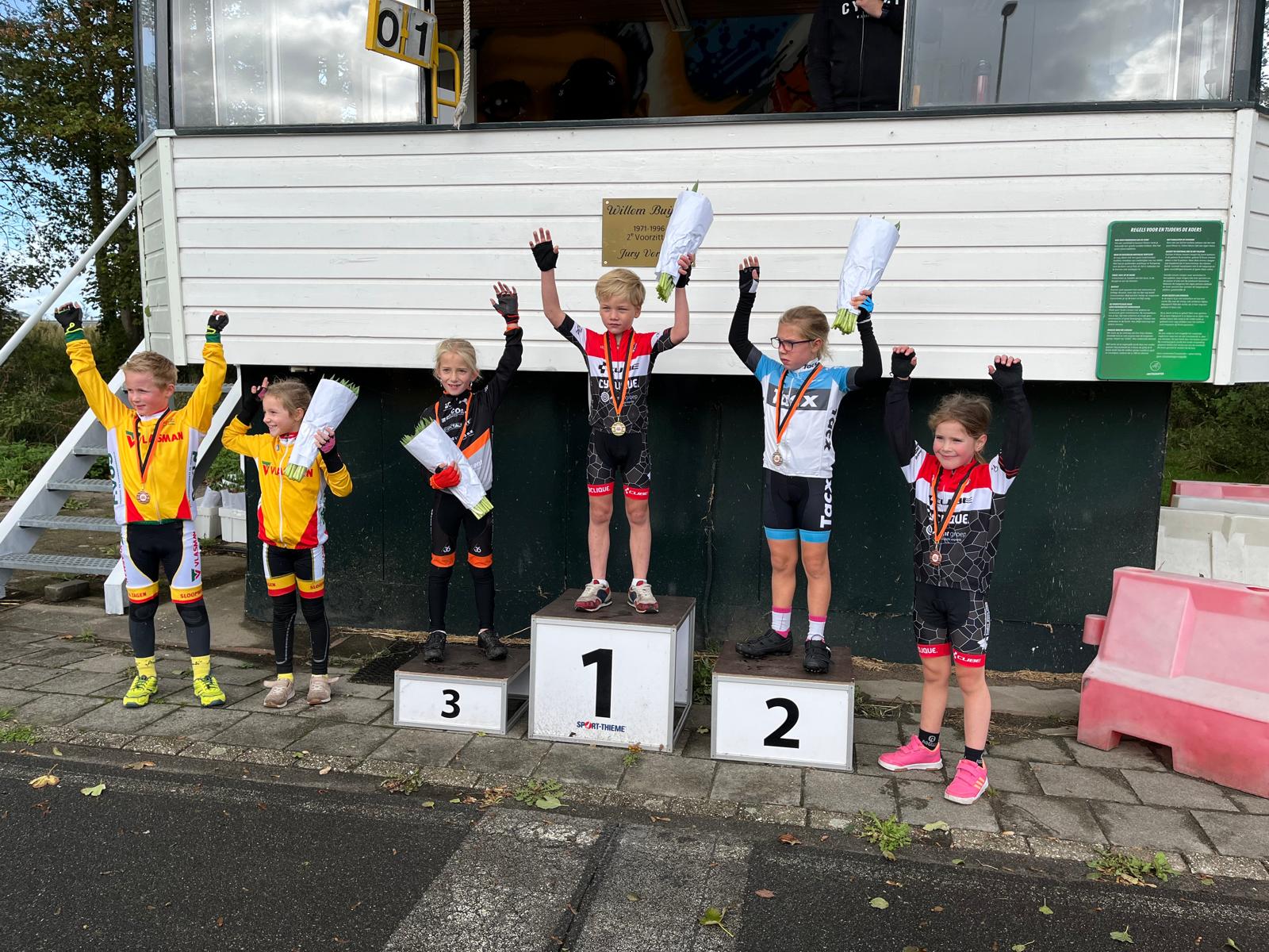 podium cat.1